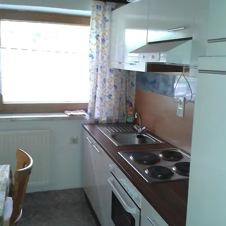Haus Scholl 3*