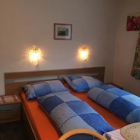Bed & Breakfast Haus Scholl 3*